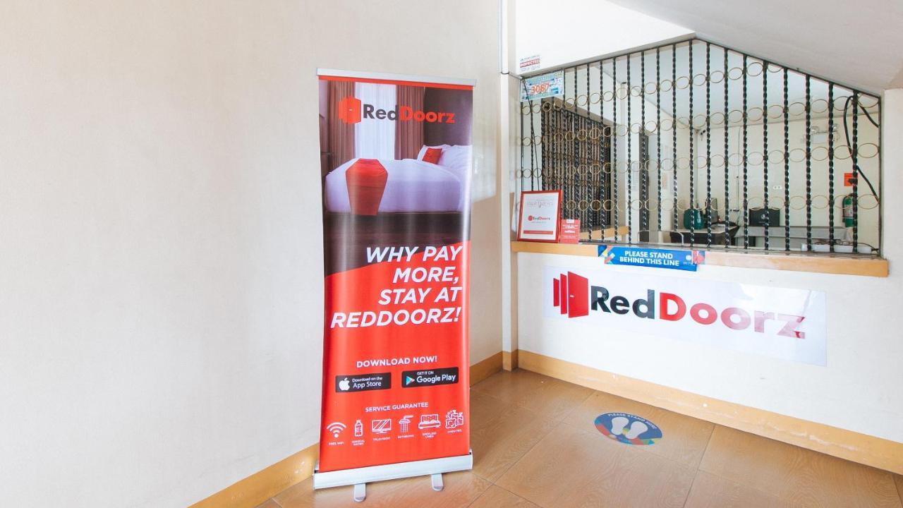 Reddoorz @ Golden Skye Hotel Guagua エクステリア 写真